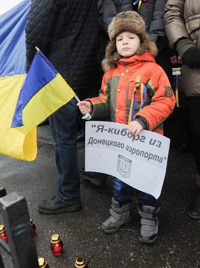 Как в городах Украины отреагировали на обстрел Мариуполя фото 4