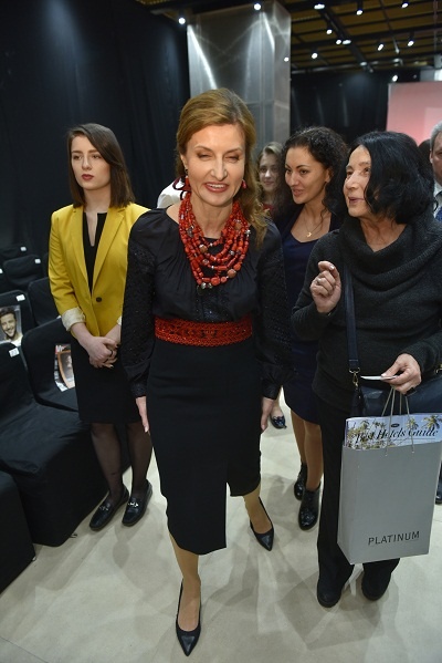 Марина Порошенко рассказала журналистам, что у нее родилась внучка фото 3