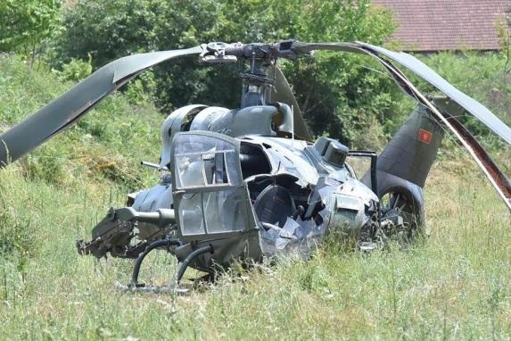 В Черногории во время учений рухнул военный вертолет фото 2