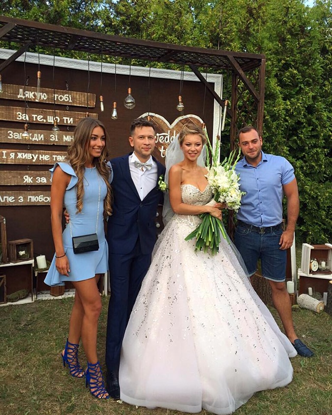 Дмитрий Ступка отгулял свадьбу по второму кругу