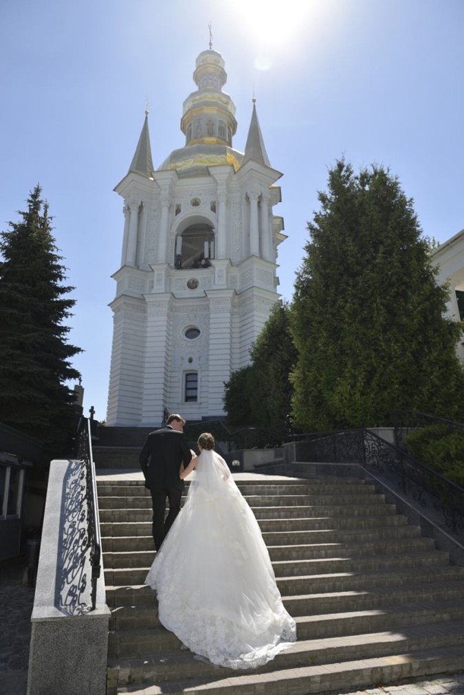 Ряды парламентских невест редеют: вышла замуж Ирина Суслова фото 1