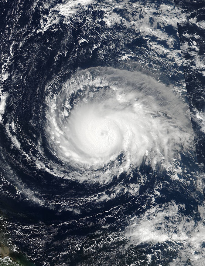 На США надвигается новый ураган, который намного сильнее 