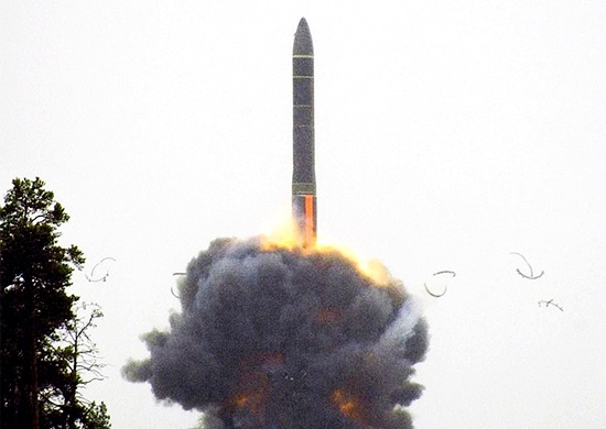 В России испытали межконтинентальную баллистическую ракету'Тополь