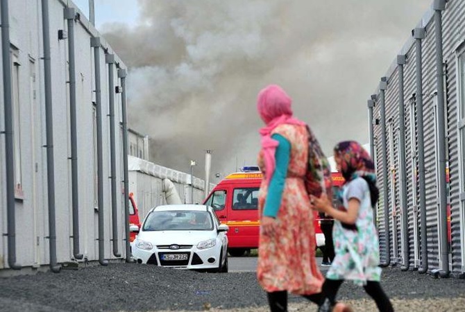 В Германии в пожаре в лагере беженцев пострадали 16 человек