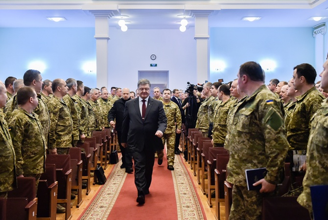 Порошенко увидел новейшую угрозу полномасштабной войны Украины и РФ
