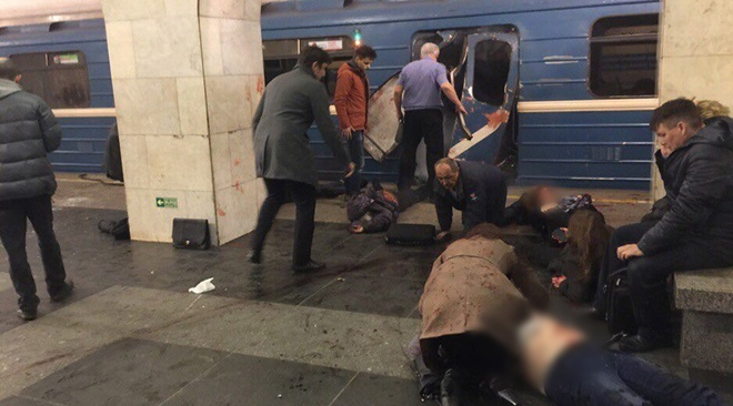 Путин объявил о 3-х версиях взрывов в метро Санкт-Петербурга