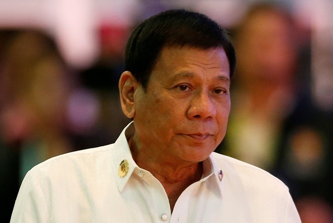 Президент Филиппин Дутерте выступил в защиту брачных измен