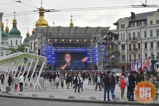 Вандалы отломали букву у надписи «Евровидение» около основной арены конкурса