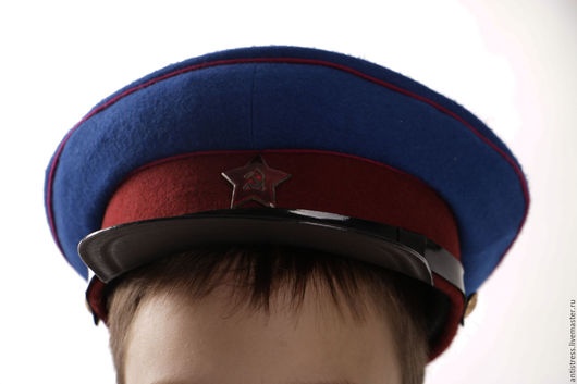 В России на интернет-сайте продают детскую форму НКВД